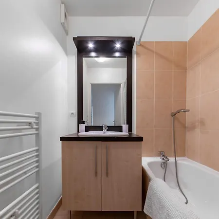 Apartamento L'eugenie - Design & Confort En Centre-ville