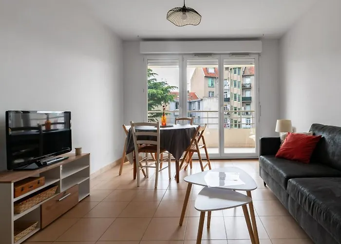 L'eugenie - Design & Confort En Centre-ville Апартаменты Виши