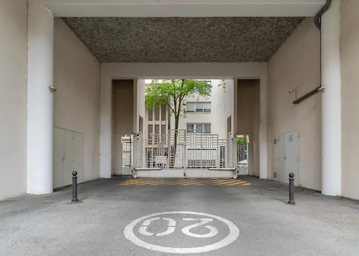 Апартаменты L'eugenie - Design & Confort En Centre-ville *