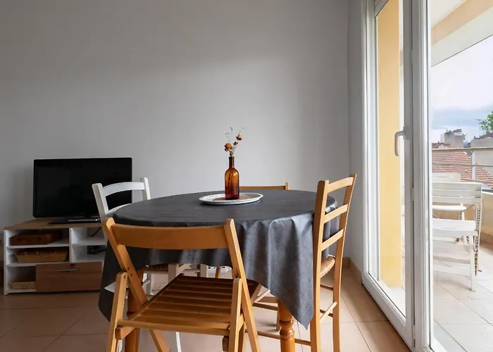 L'eugenie - Design & Confort En Centre-ville Vichy