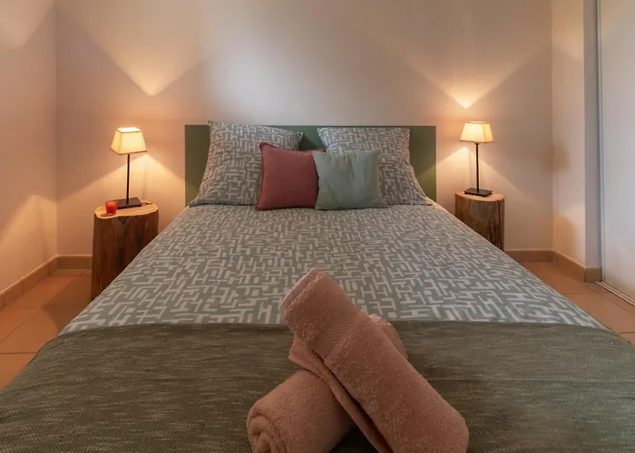 L'eugenie - Design & Confort En Centre-ville Apartament *