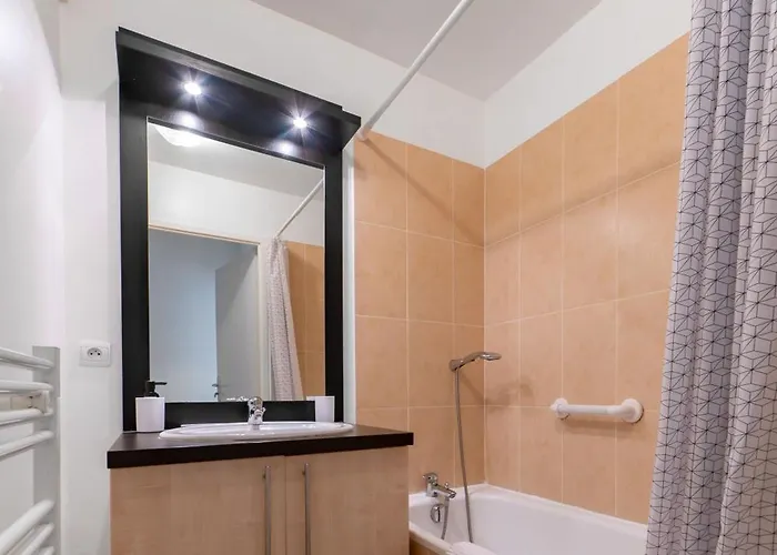 L'eugenie - Design & Confort En Centre-ville Apartament *